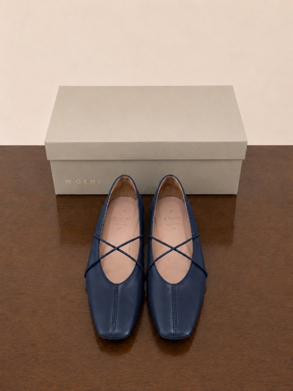 ***NEW*** M. Gemi The Una, Navy, Size 40 (EU)/9 (US)